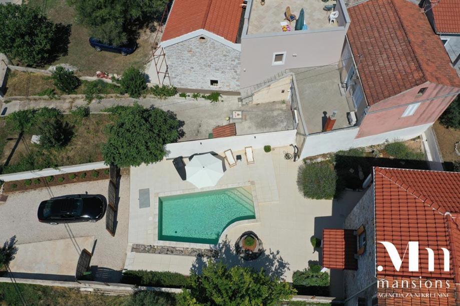 Villa Santa Eufemia Sutomiscica Exteriör bild